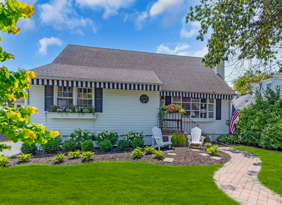 Manasquan Insured home seasonal rental furnishings for liability and contents protection