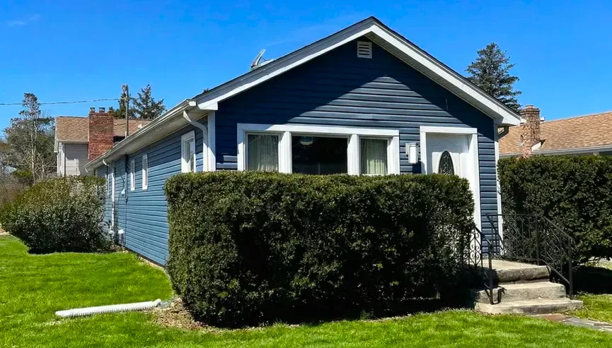 wall-home2 Wall Township NJ custom colonial estate with multi-acre lot and mature tree canopy