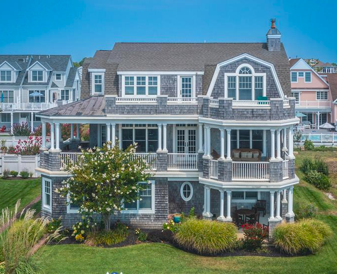 Coastal townhouse near Cape May promenade with balcony and ocean view