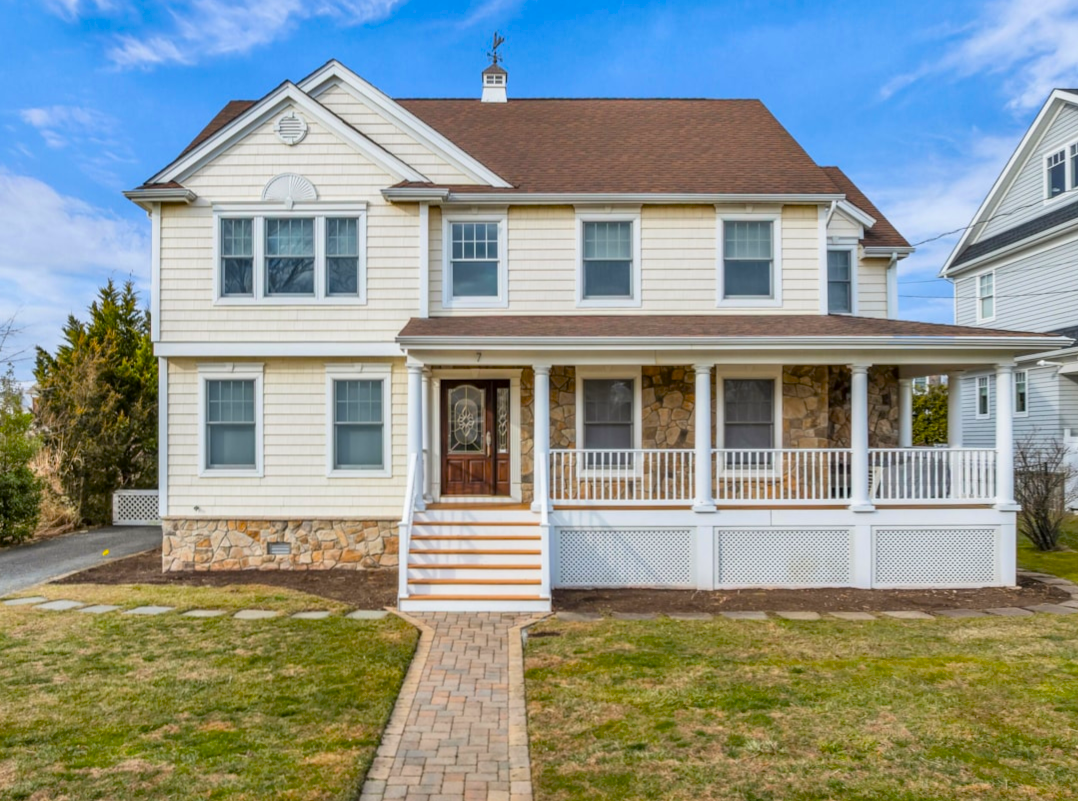 Modern raised residence near Monmouth Beach promenade with ocean view