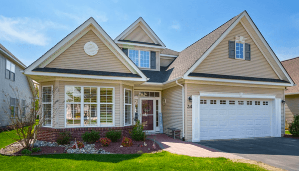 Suburban split-level home in Mercerville section of Hamilton Township NJ